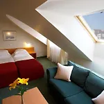 Rixwell Viru Square Hotell 3*