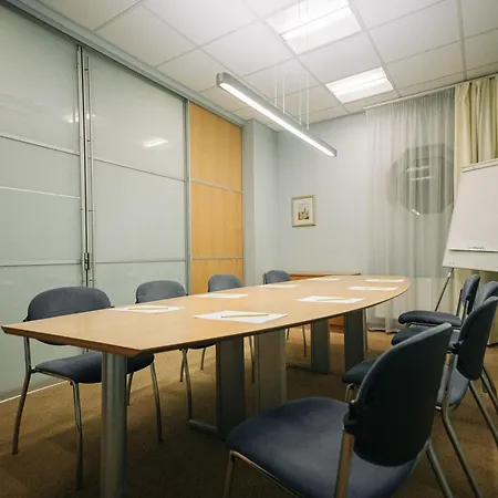 Rixwell Viru Square 3* 탈린