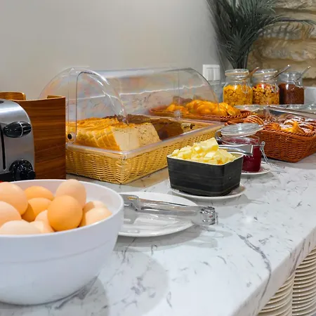 Rixwell Viru Square 호텔 탈린