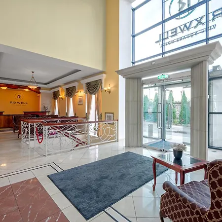 Rixwell Viru Square Otel