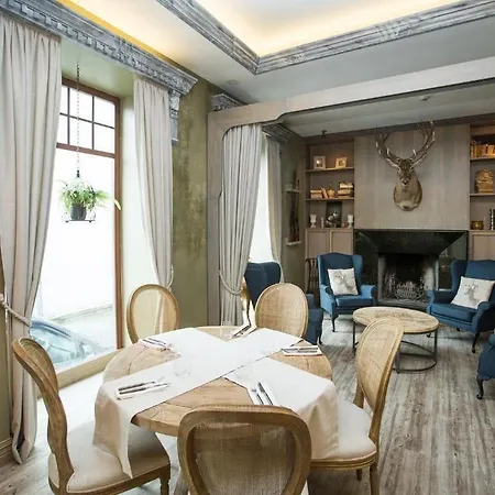 Otel Rixwell Viru Square 3*