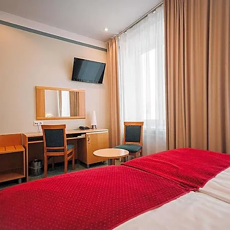 Rixwell Viru Square 3* タリン