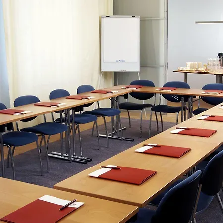 Rixwell Viru Square 酒店