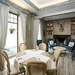 Hotel Rixwell Viru Square 3*
